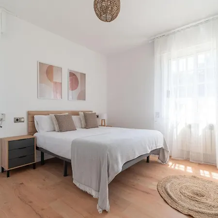 Cies Con Piscina 别墅 *