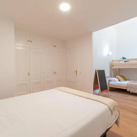 Cies Con Piscina 别墅 比戈