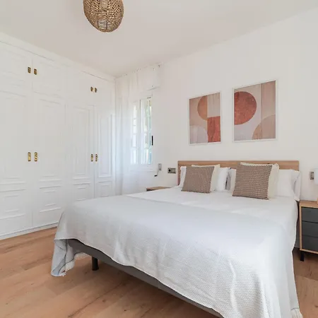 Cies Con Piscina 比戈